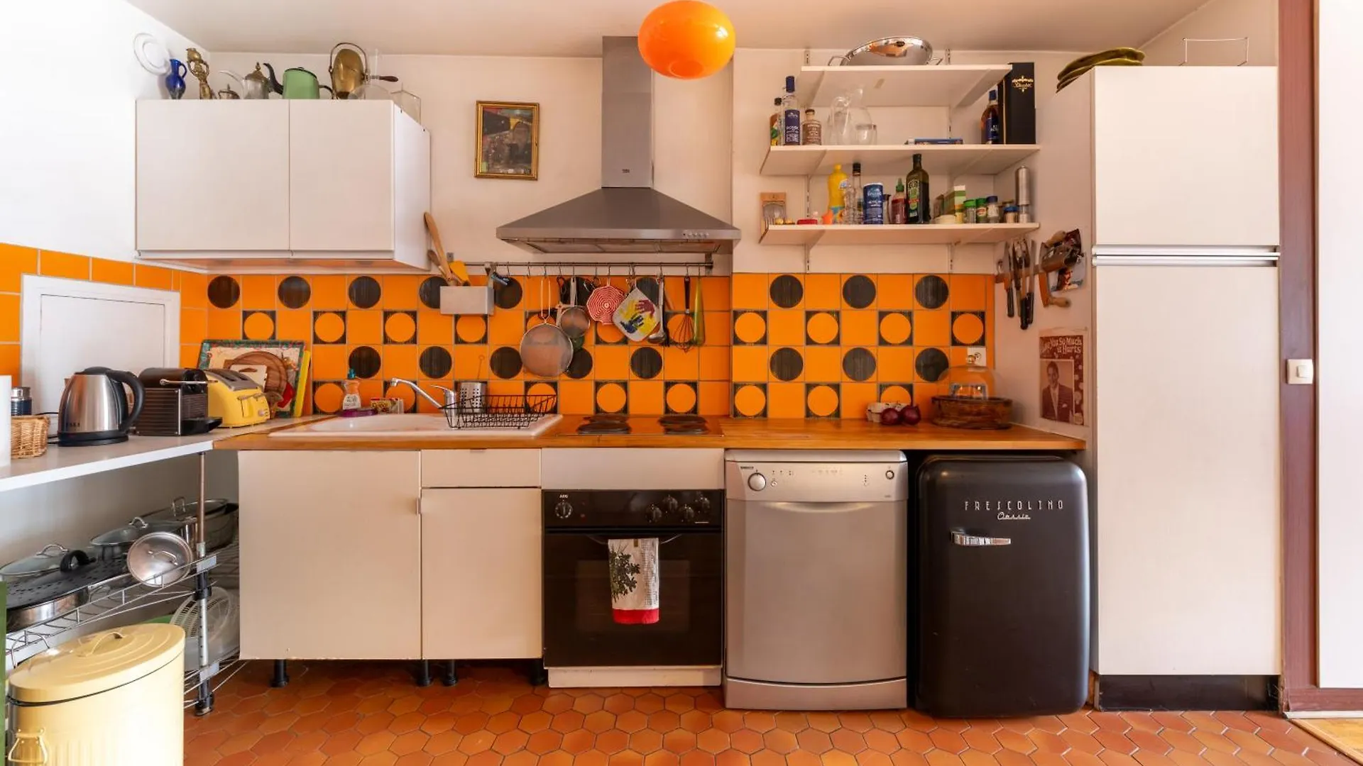 Trendy 1bd Retreat With Patio Goutte D'or